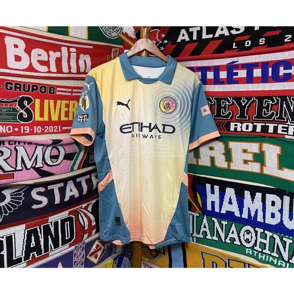 Manchester City | Men’s Large Alternative Jersey - Picture 6 of 7
